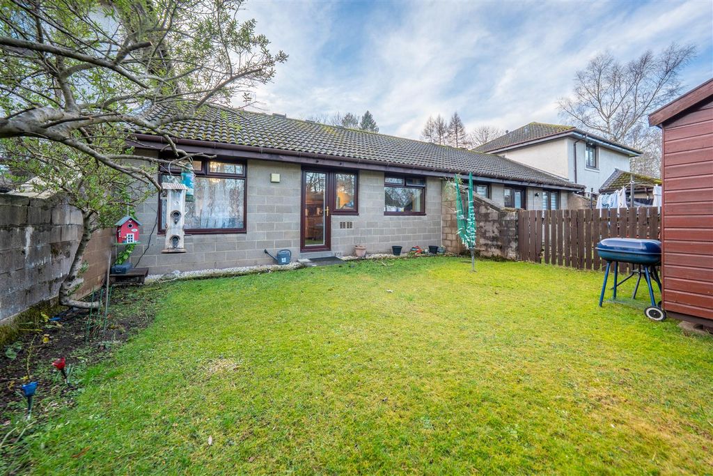 Property photo 1 of 23 Dsc00165-Hdr.Jpg