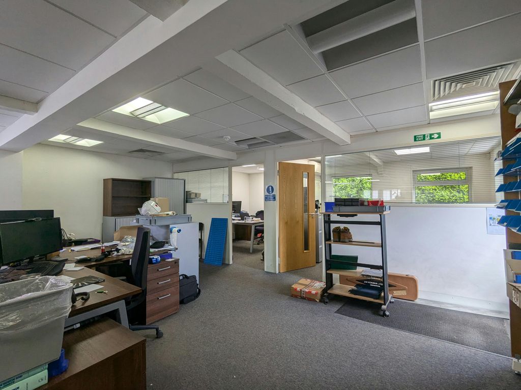 Property photo 3 of 4 1000006179.Jpg