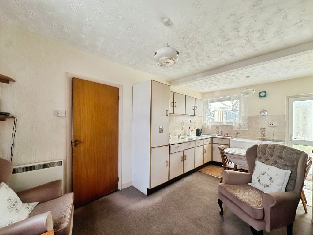 Property photo 3 of 19 5103477