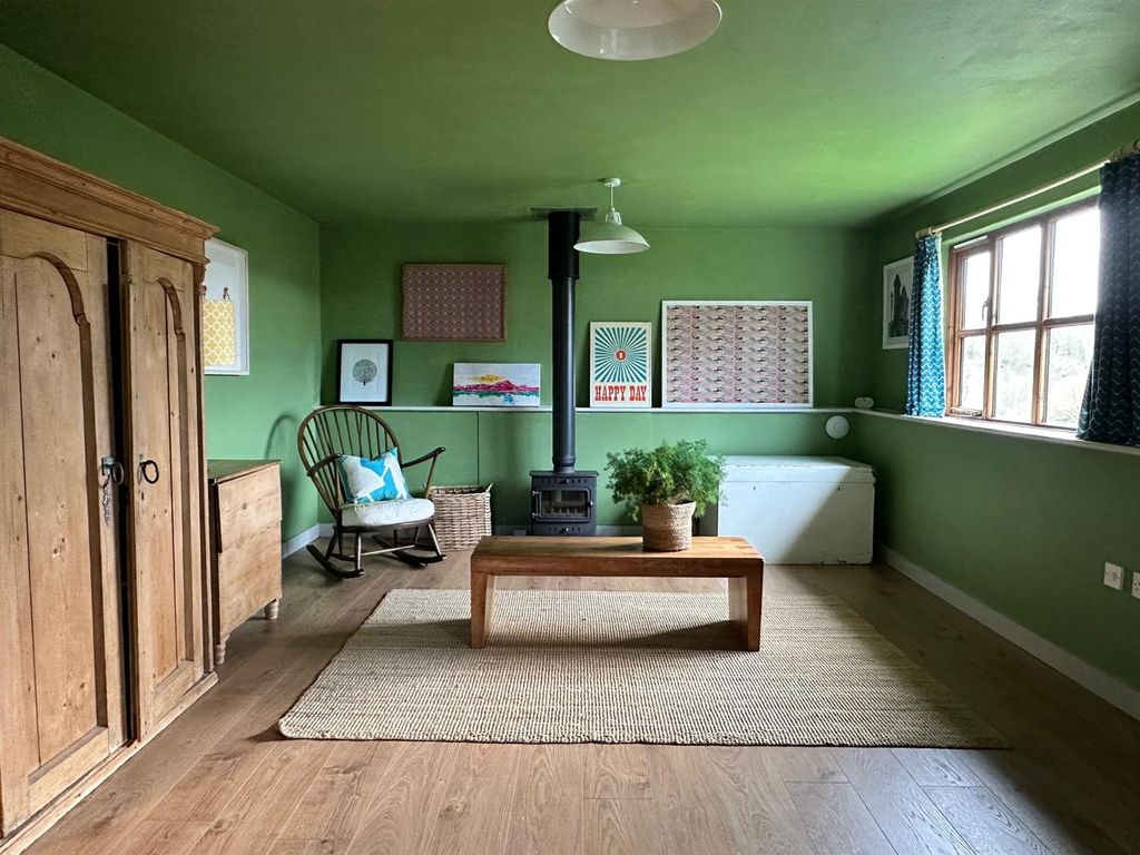 Property photo 2 of 27 Rec Room Green.Jpeg