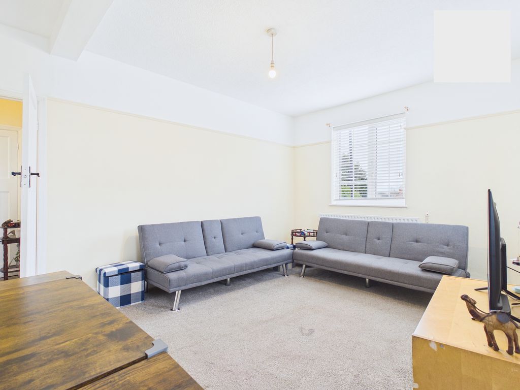 Property photo 2 of 26