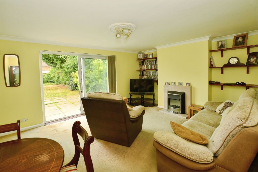 Property photo 2 of 17