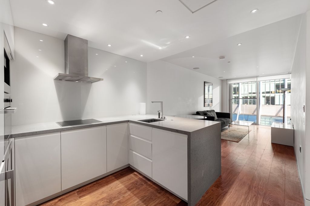 Property photo 3 of 9 094A0146