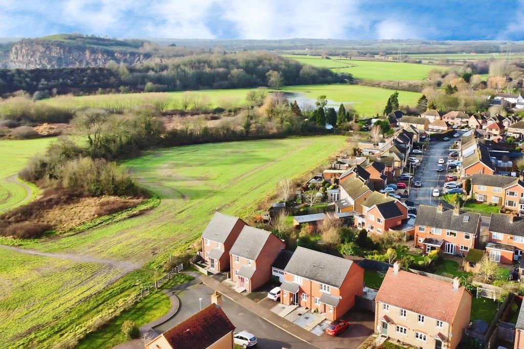 Property photo 3 of 21