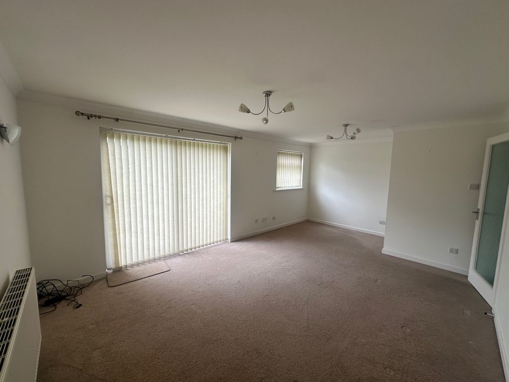 Property photo 2 of 17 View