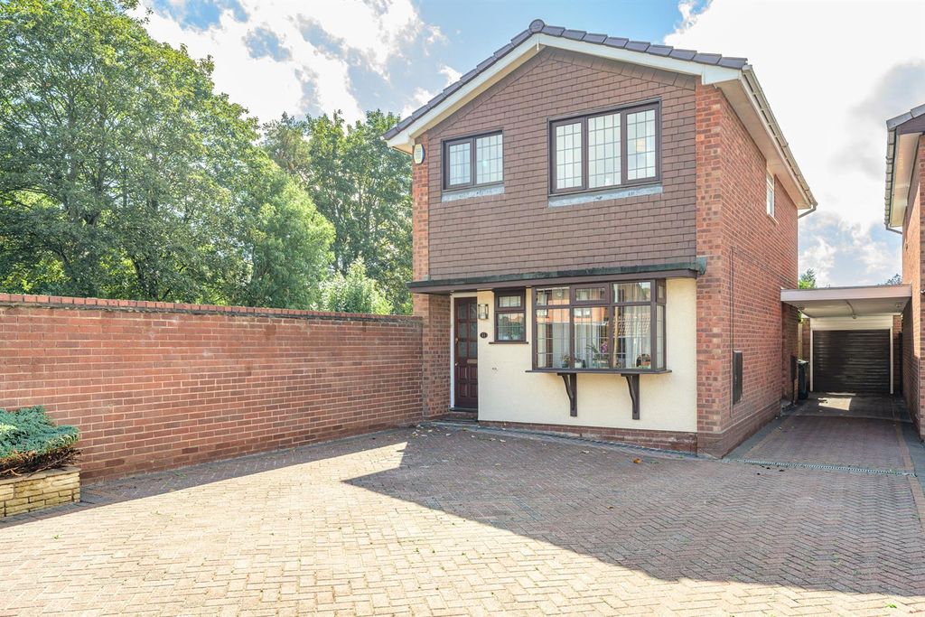 Property photo 1 of 25