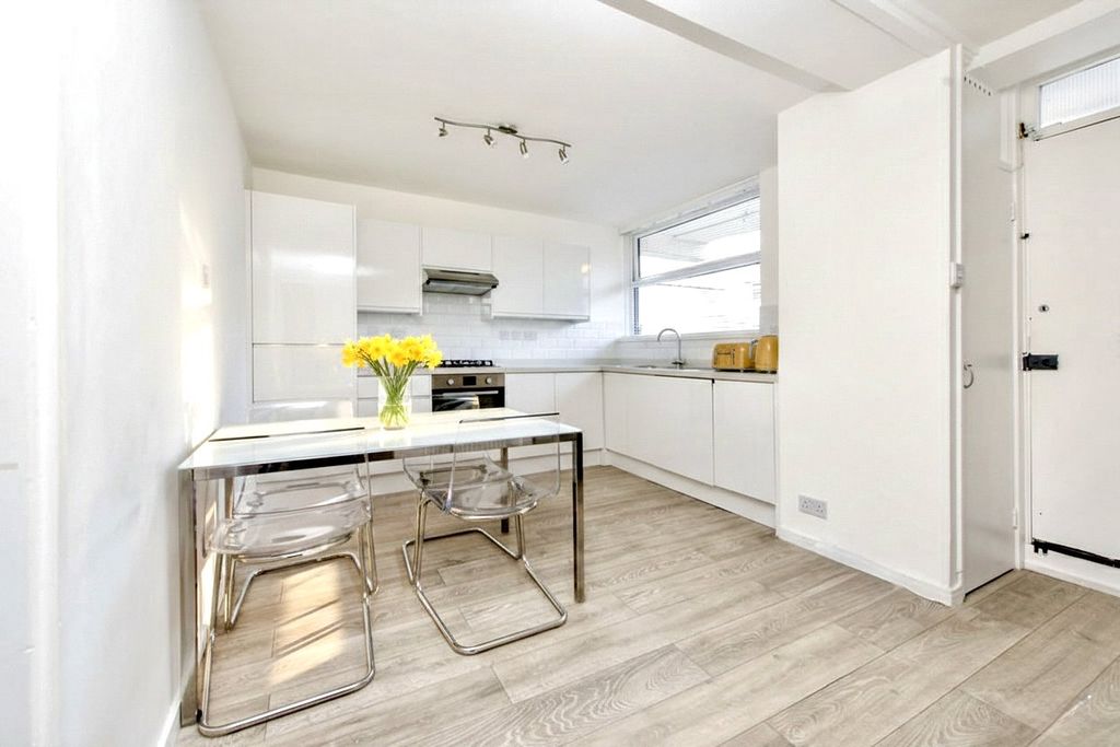 Property photo 2 of 10 Picture No. 06