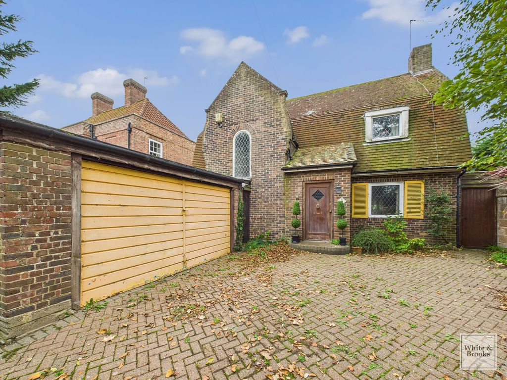 Property photo 1 of 27