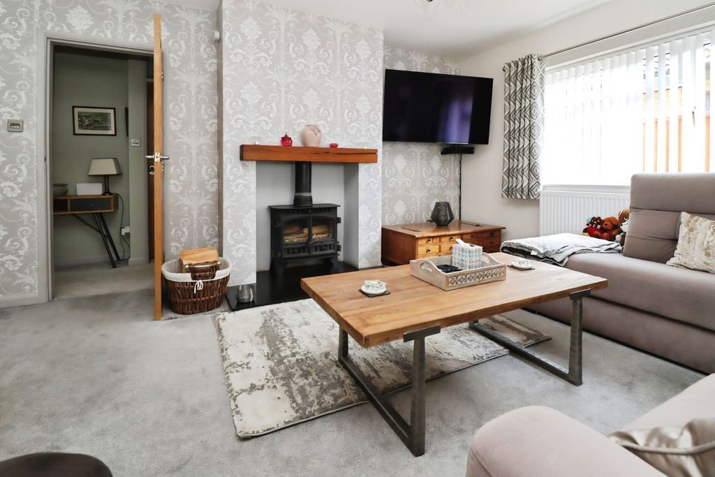 Property photo 3 of 46 8Eeeadce-Img_1459