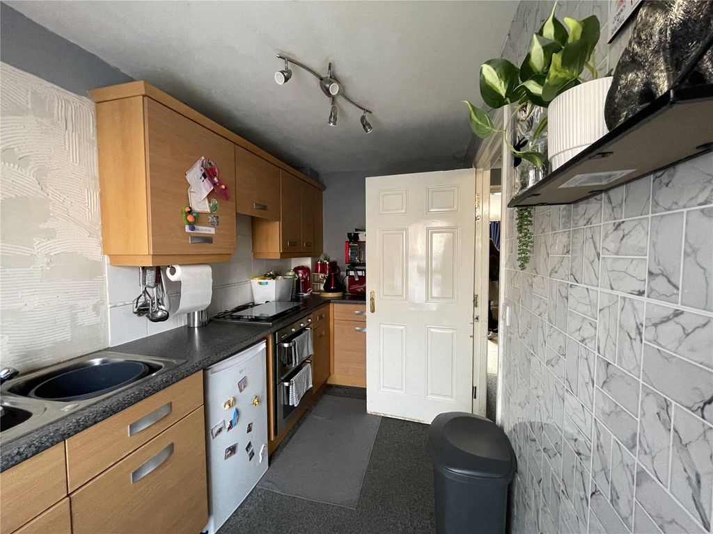 Property photo 3 of 16 Picture No. 01