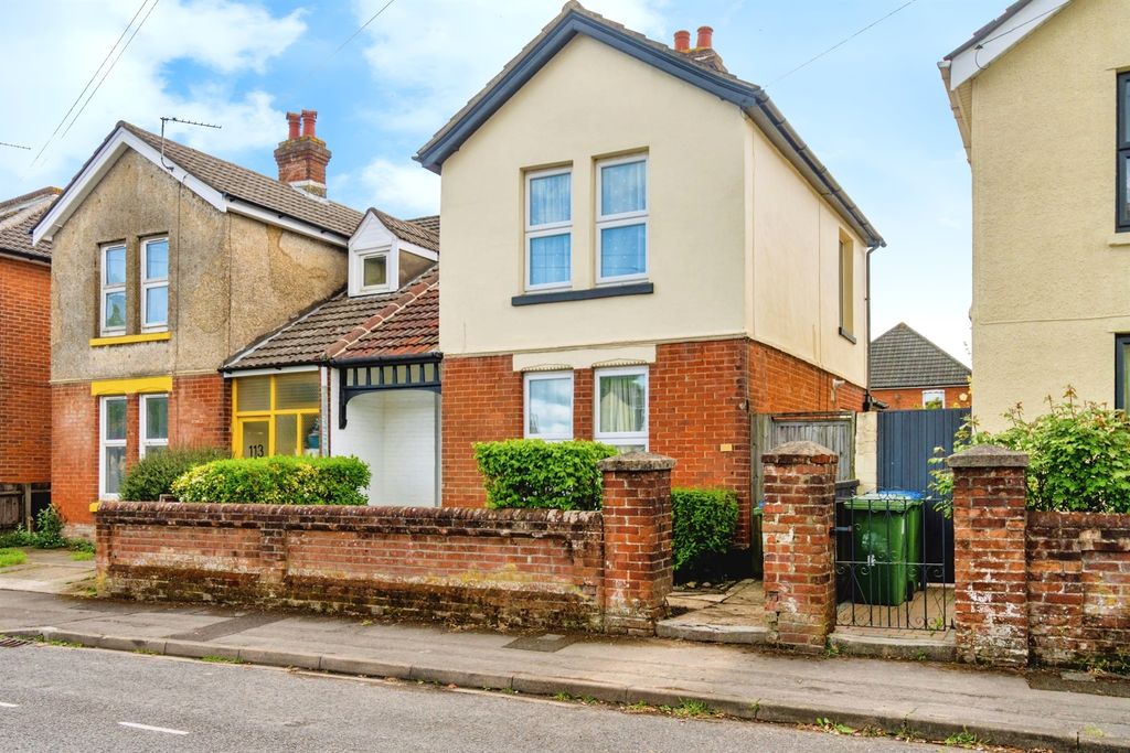Property photo 1 of 12