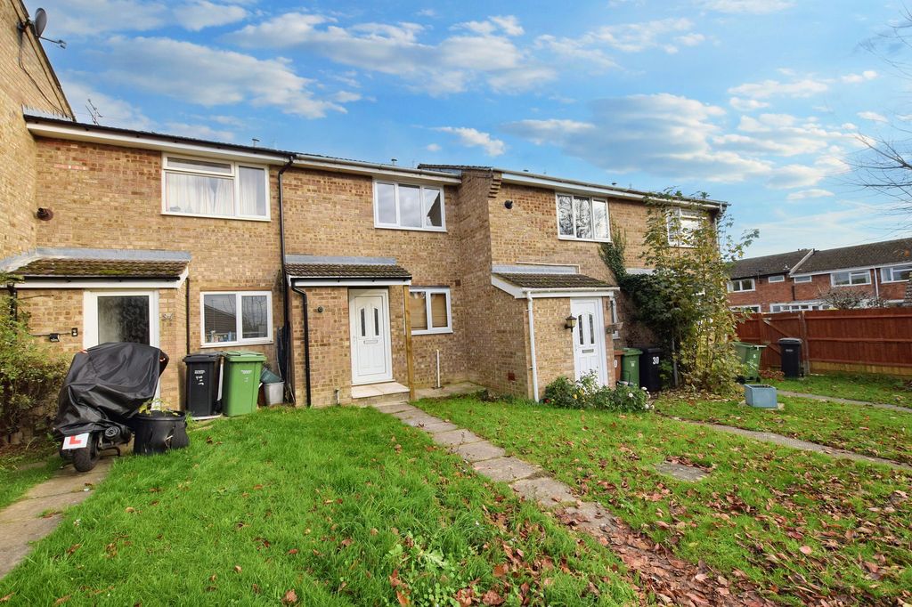 Property photo 1 of 8 Front