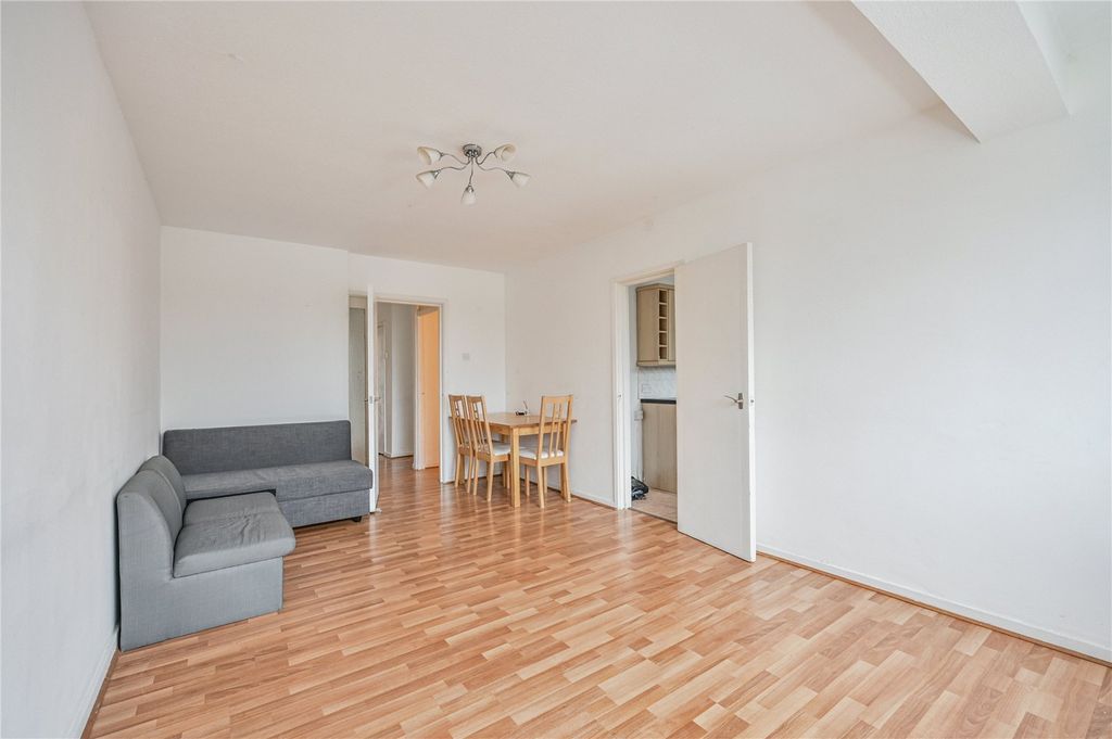 Property photo 3 of 9 Picture No. 08