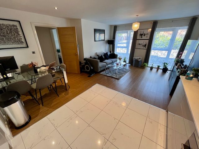 Property photo 2 of 9 Image