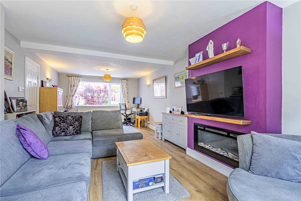 Property photo 2 of 26 Picture No. 38