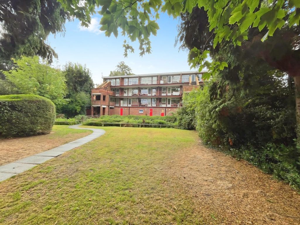 Property photo 2 of 12 0925Dcce-cc4.Jpg