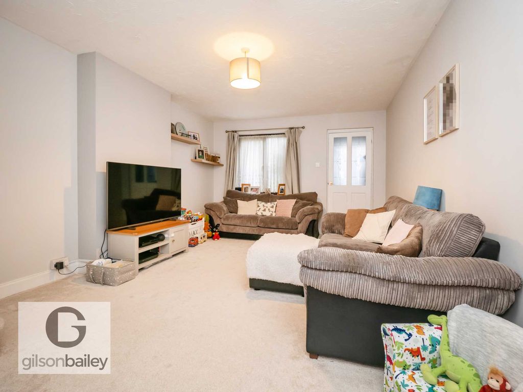 Property photo 3 of 15