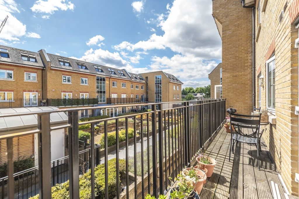 Property photo 3 of 7 868500 (7)