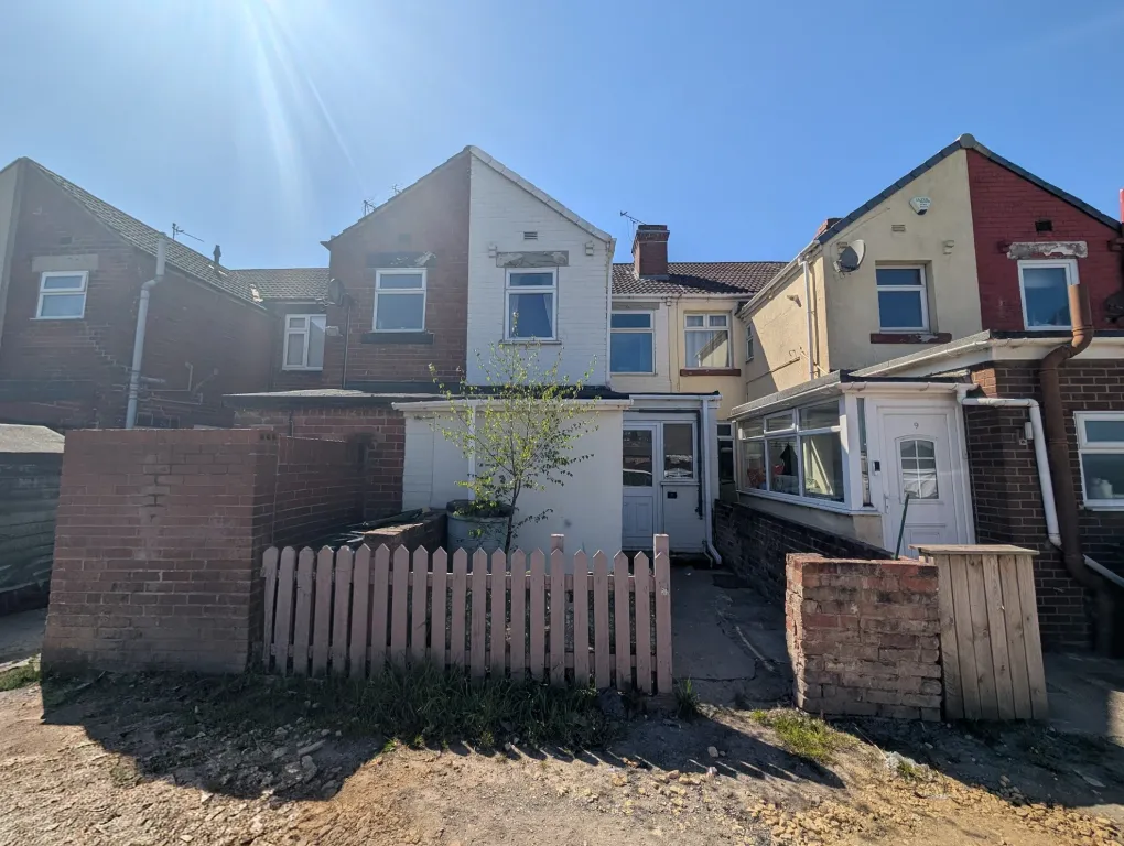 Property photo 1 of 10 External