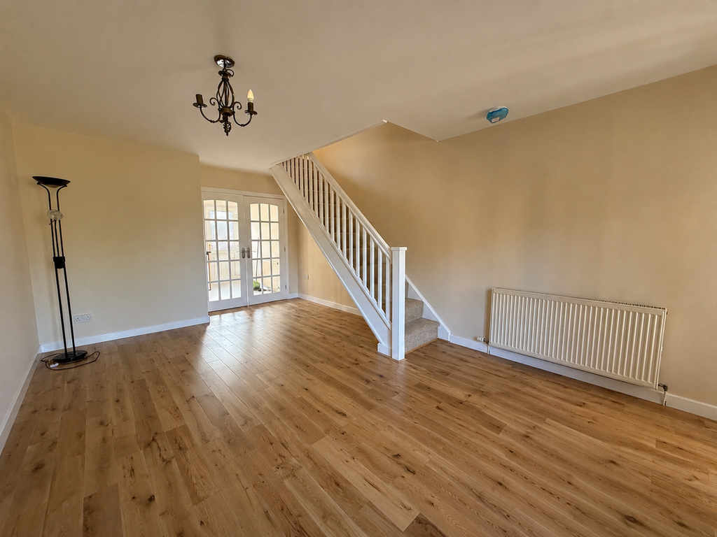 Property photo 3 of 12