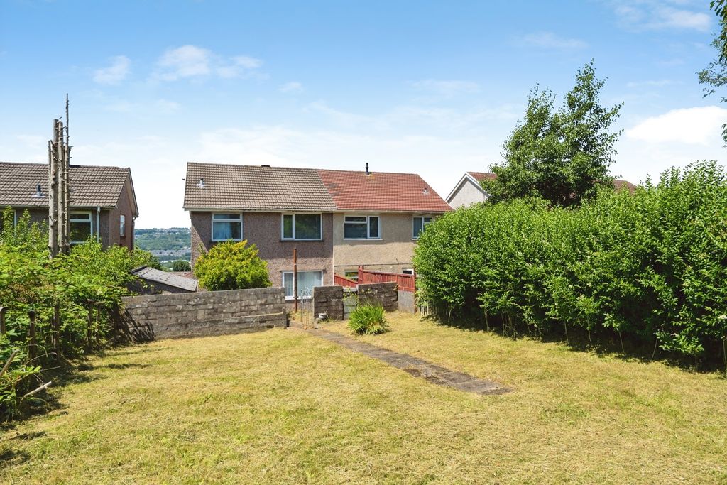 Property photo 2 of 20 Pbox-Img.Jpg