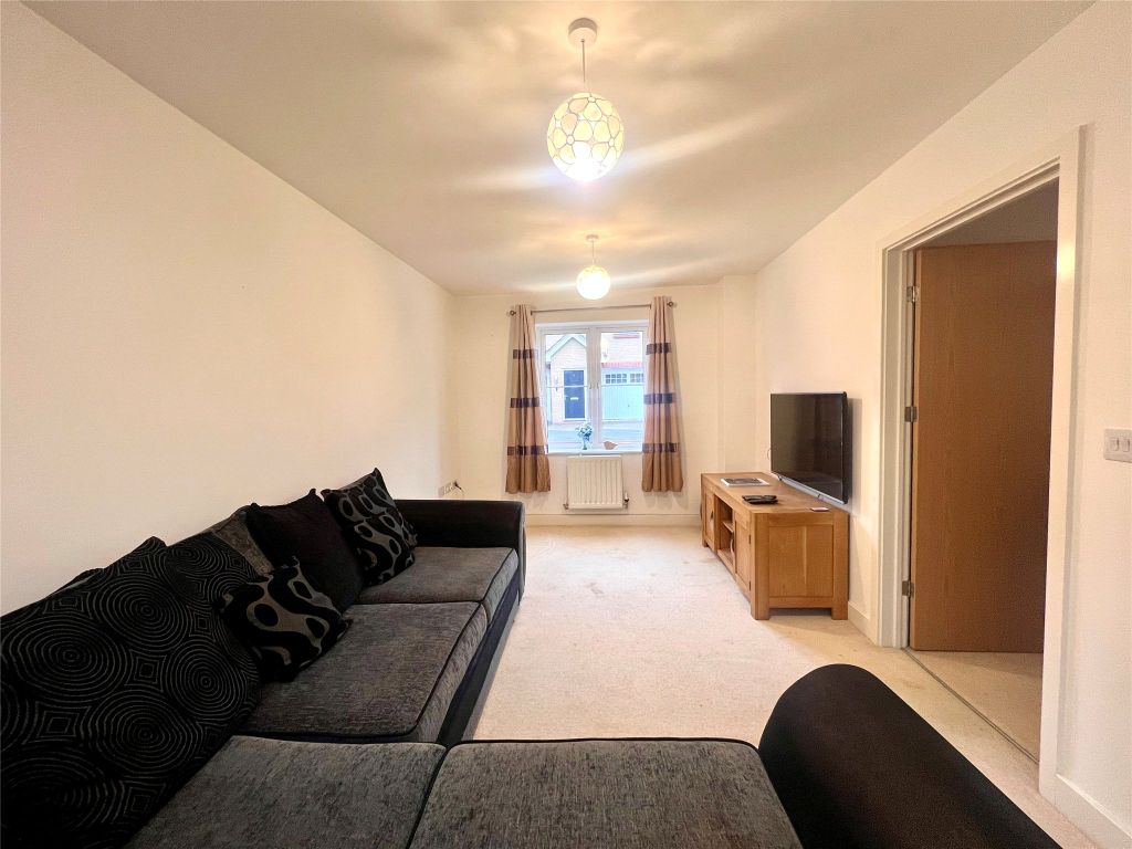 Property photo 2 of 14 Living Room