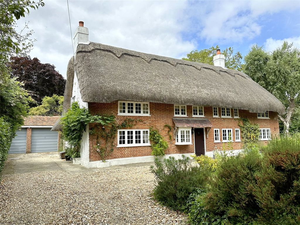 Property photo 1 of 19 Exterior