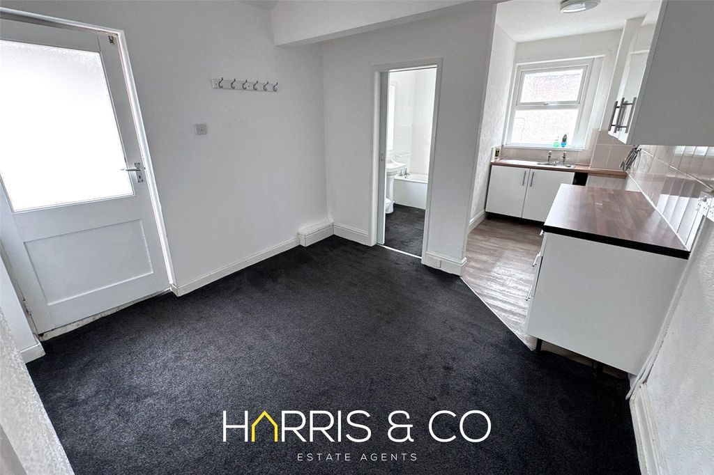 Property photo 1 of 12 Picture No. 08