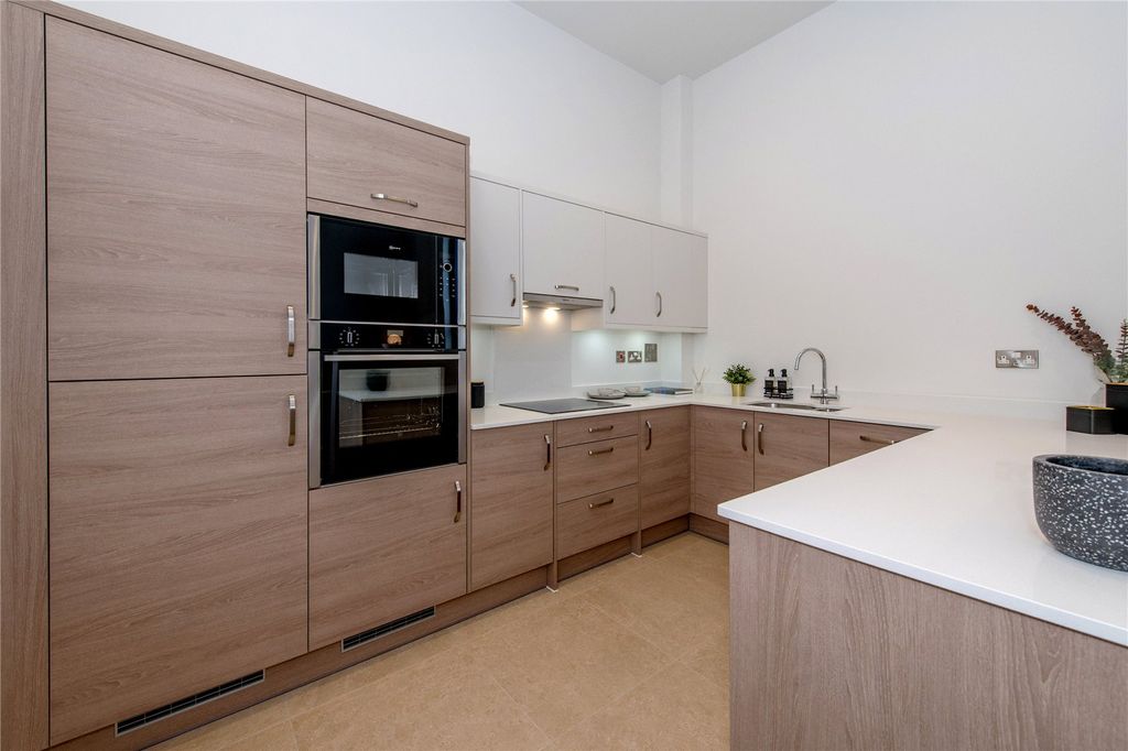 Additional image 6 of 1 bed flat for sale78 Quantock House, Taunton, Somerset TA1