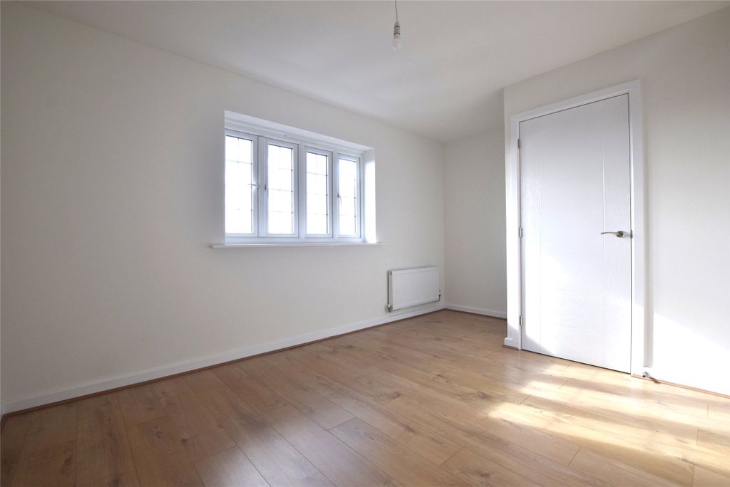 Property photo 3 of 15 Bedroom