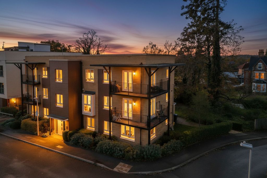 Property photo 1 of 23