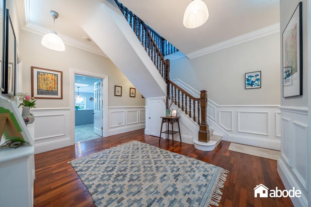 Property photo 2 of 42 Dsc07041-Hdr.Jpg