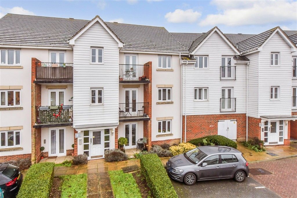 Property photo 1 of 18 External (Web)