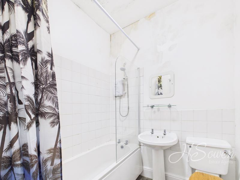 Property photo 3 of 6 Photo 3