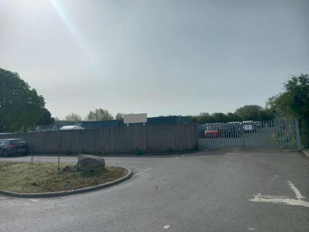 Property photo 1 of 6 20260410_101717 No Tenant Board.Jpg