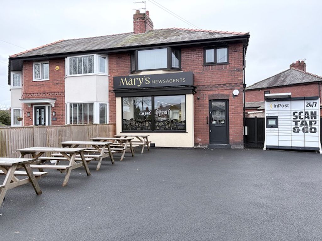 Property photo 1 of 9 Photo 4