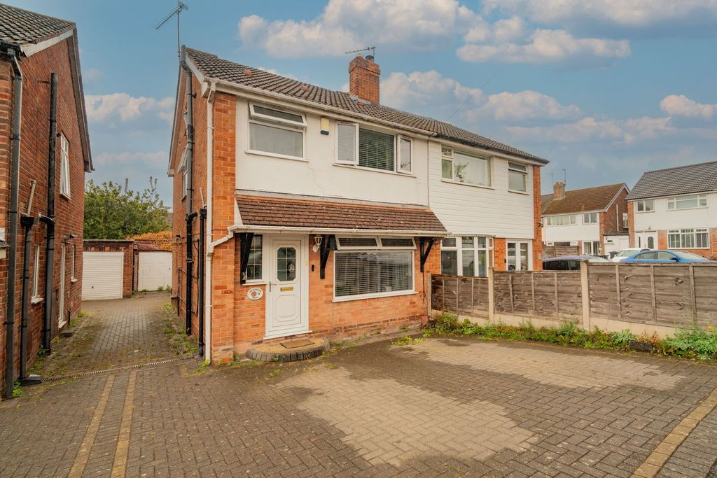 Property photo 1 of 23