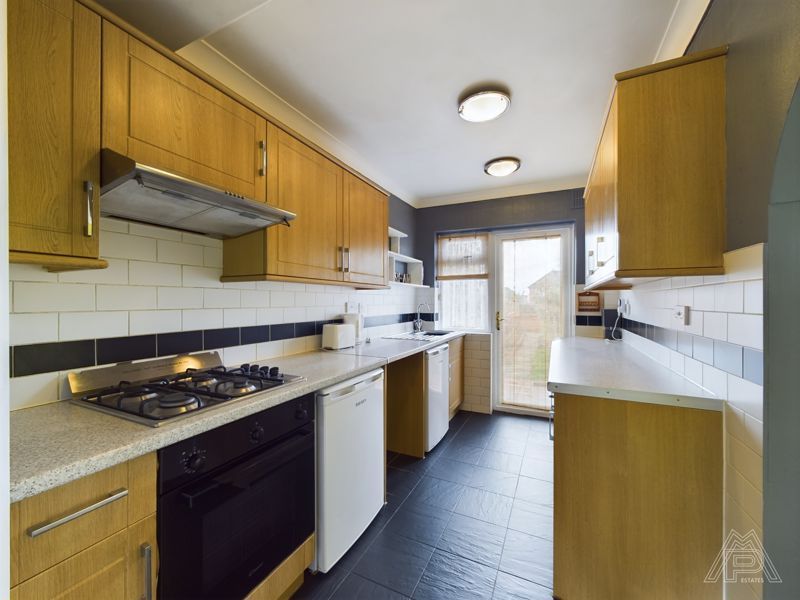 Property photo 2 of 12 Photo 1