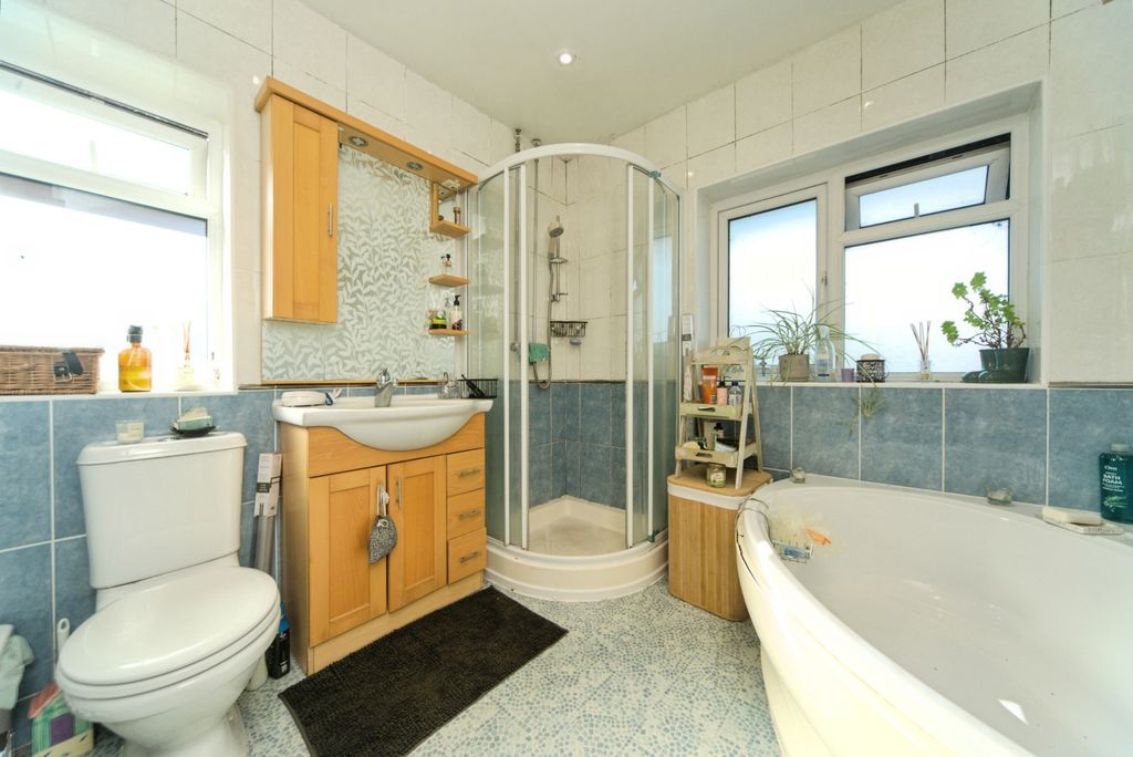 Additional image 15 of 3 bed semi-detached house for salePelham Close, Pevensey BN24