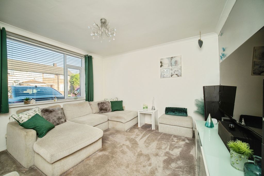 Property photo 3 of 20