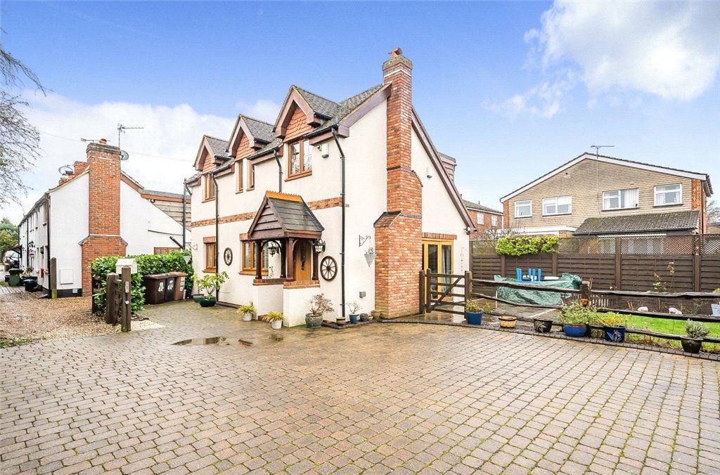 Property photo 2 of 19 Picture No. 16