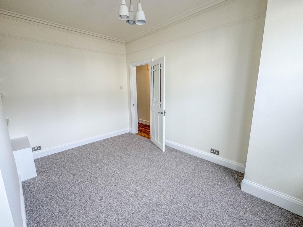 Property photo 3 of 18 20260223_132208842_0.0.Jpg