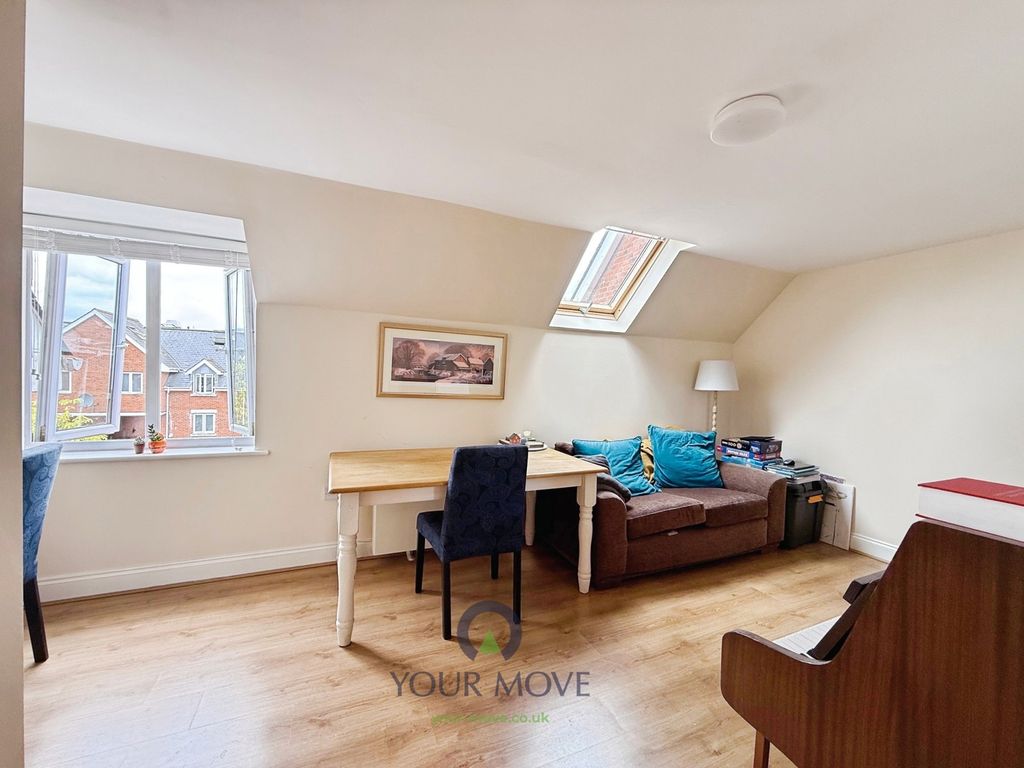 Property photo 3 of 12 Pbox-Img.Jpg