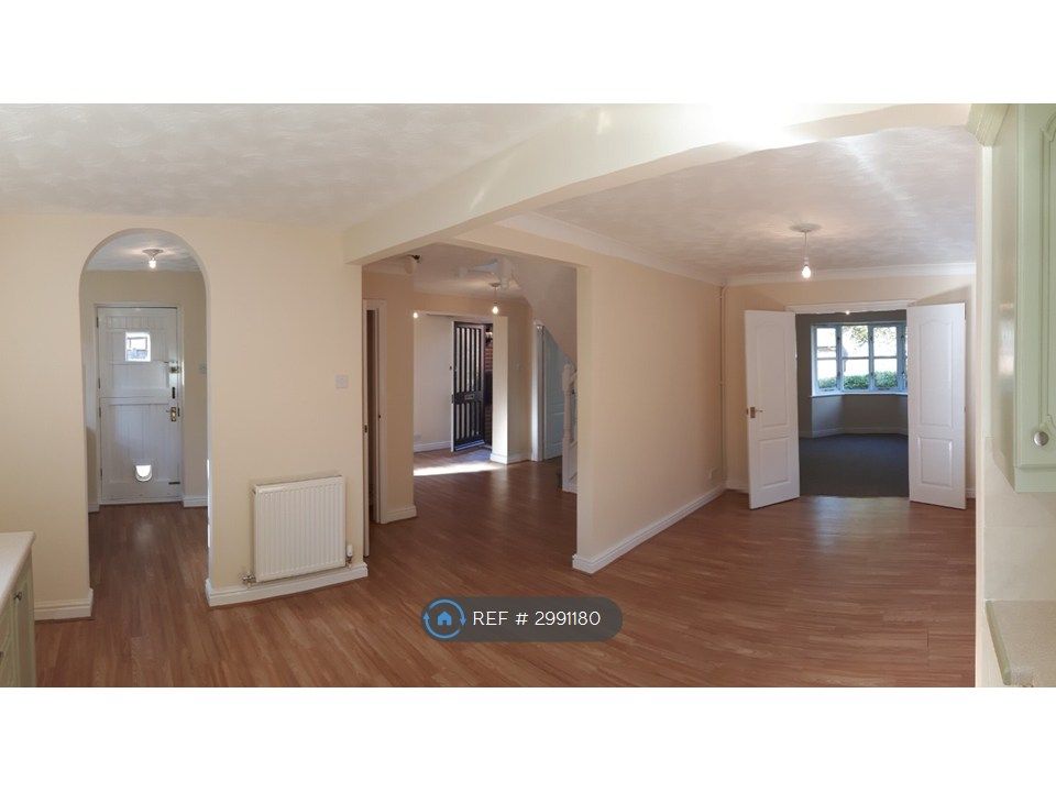 Property photo 2 of 3
