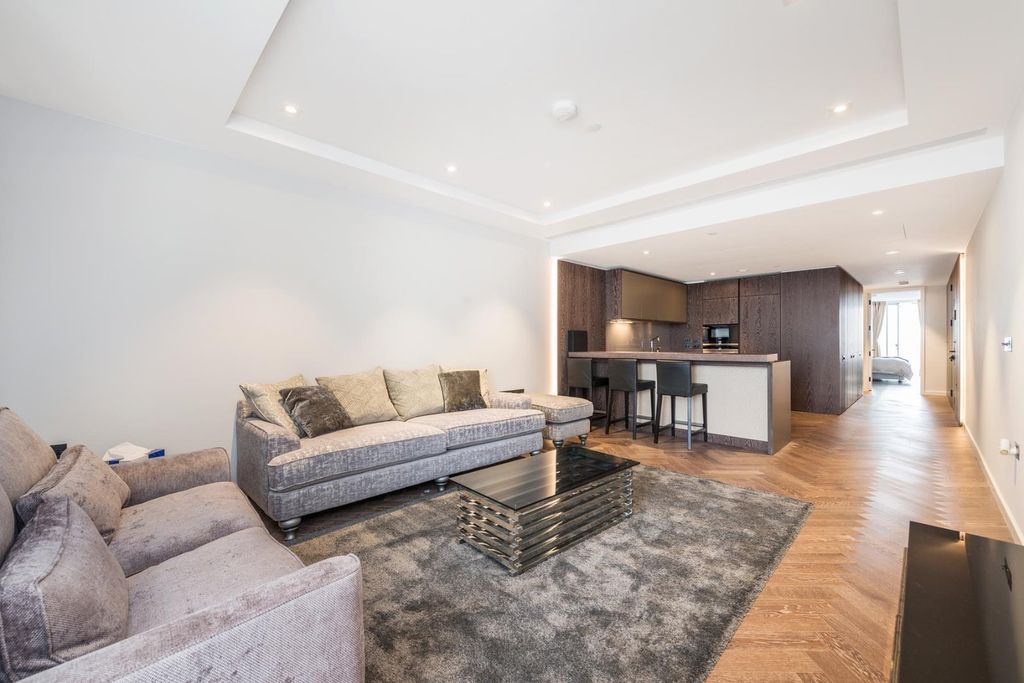 Property photo 3 of 15 Picture No. 05