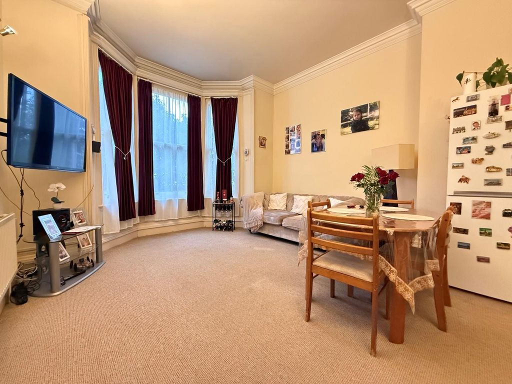 Property photo 3 of 9 4.Jpg