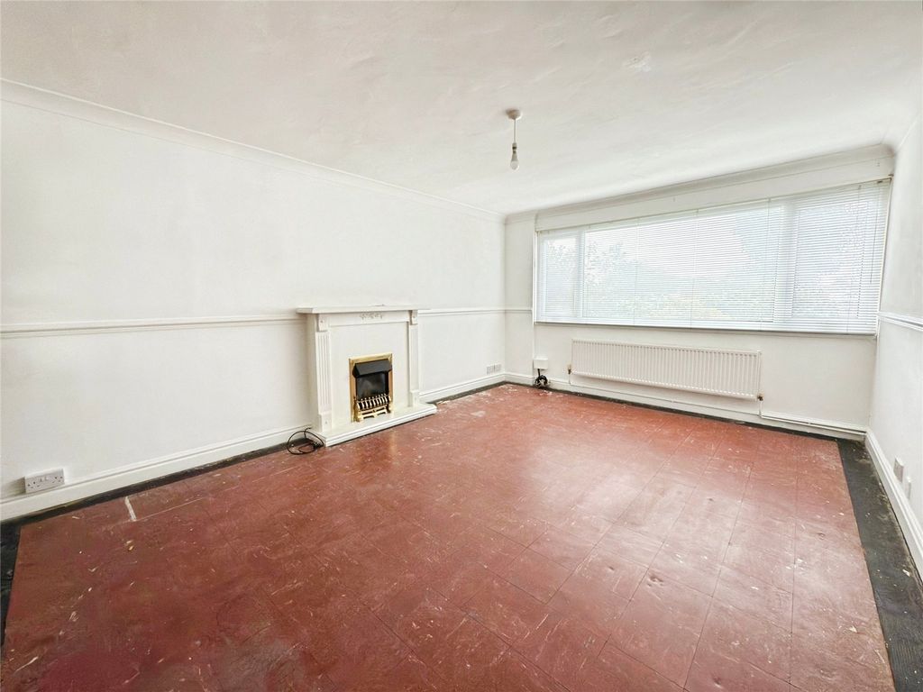 Property photo 3 of 16 Picture No. 07