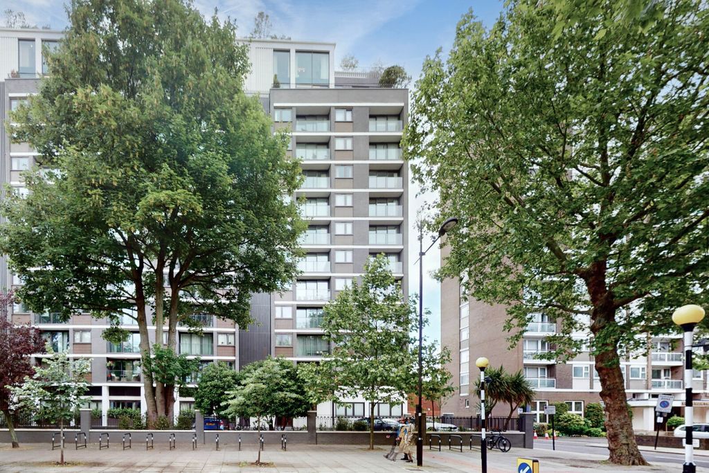 Property photo 1 of 12 Picture No. 14