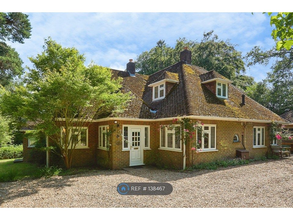 Property photo 2 of 24