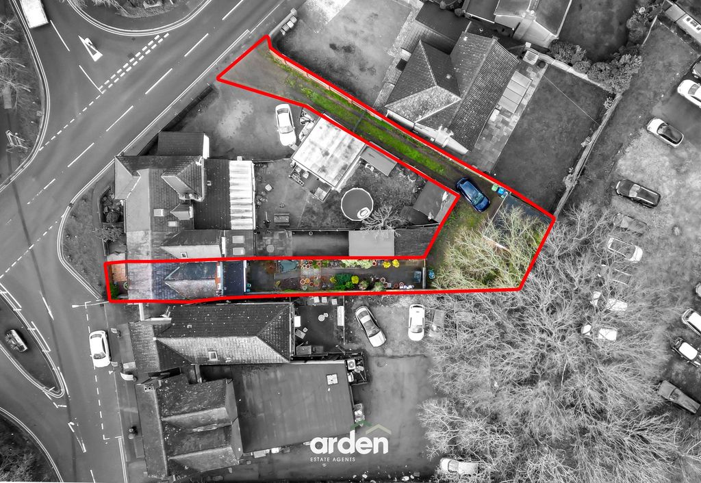 Property photo 3 of 28